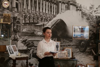 Юные экскурсоводы школы №449 Пушкинского района Санкт-Петербурга познакомили всех присутствующих с основными экспонатами музея. 