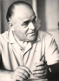 Сухарев Виктор Михайлович