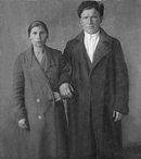 Стрежиненко Иван Афанасьевич с женой Стрежиненко (Таранцовой) Екатериной Евстигнеевной
