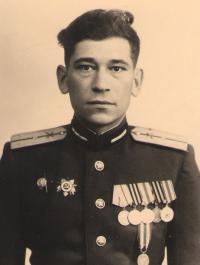 Иванов Михаил Васильевич 