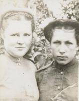 Писарчик Лидия Георгиевна с фронтовой подругой
