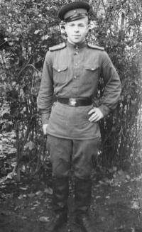 Константин Павлович Гаврилов 1936 г.р. брат дедушки Анатолия.