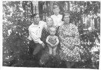 Дядя Вася Тётя Тоня 1947