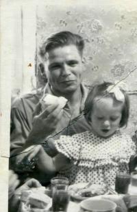 Рогожников Валентин Михайлович с дочерью