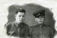 Рогожников Валентин Михайлович с братом