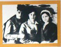 Шмелева Алимпиада Алексеевна (в центре)