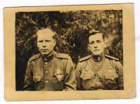 Тарасов Михаил Иванович (справа) и его боевой друг